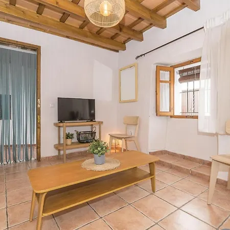 Casita Amarilla